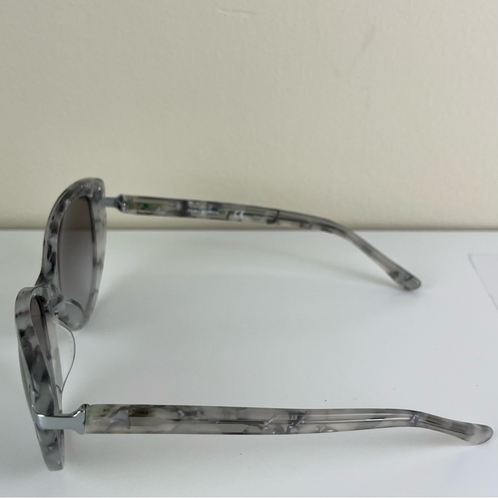 TORY BURCH GRAY SUNGLASSES - Picture 8 of 9